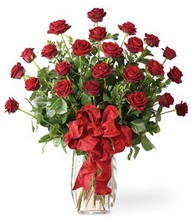 Sevgilime sıradışı hediye güller 24 gül  Manisa çiçek satışı 